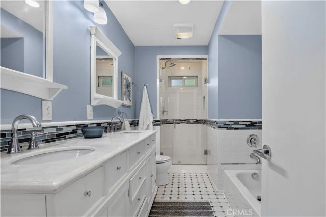 4262 Levitt, Sherman Oaks, CA 91403