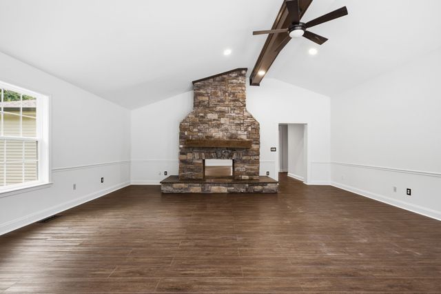 1019 Keytown Rd, Portland, TN 37148