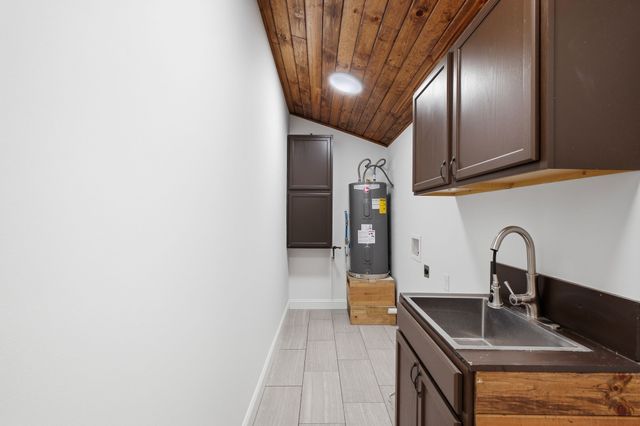 1019 Keytown Rd, Portland, TN 37148