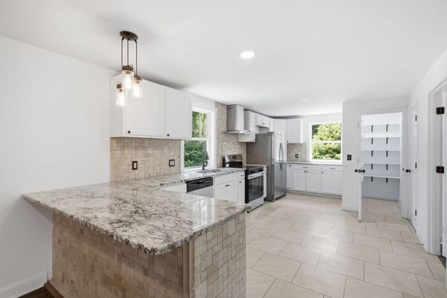 1019 Keytown Rd, Portland, TN 37148