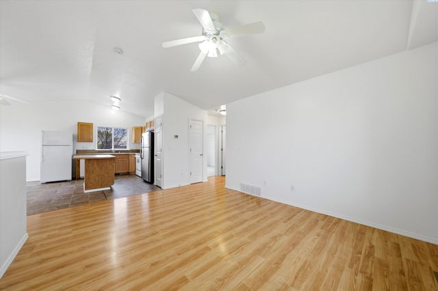 5808 Hudson Dr, Pasco, WA 99301