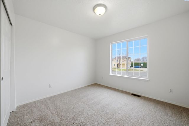 5808 Hudson Dr, Pasco, WA 99301