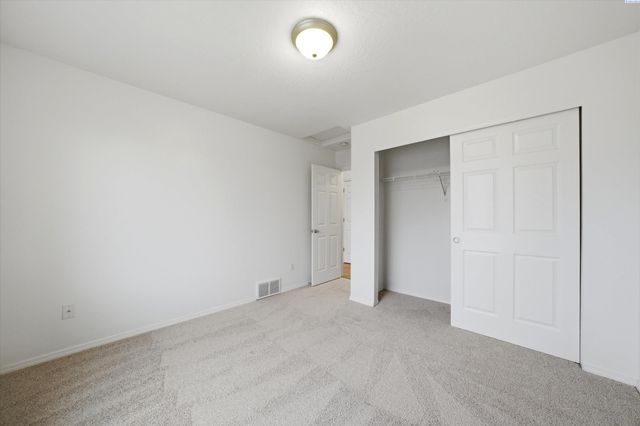 5808 Hudson Dr, Pasco, WA 99301