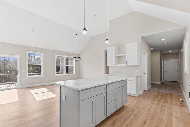 80 Hatch Corner Road, Meredith, NH 03253