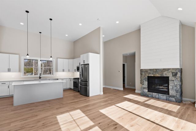 80 Hatch Corner Road, Meredith, NH 03253