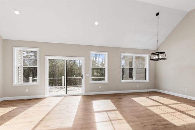 80 Hatch Corner Road, Meredith, NH 03253