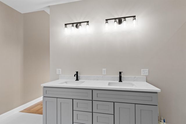 80 Hatch Corner Road, Meredith, NH 03253