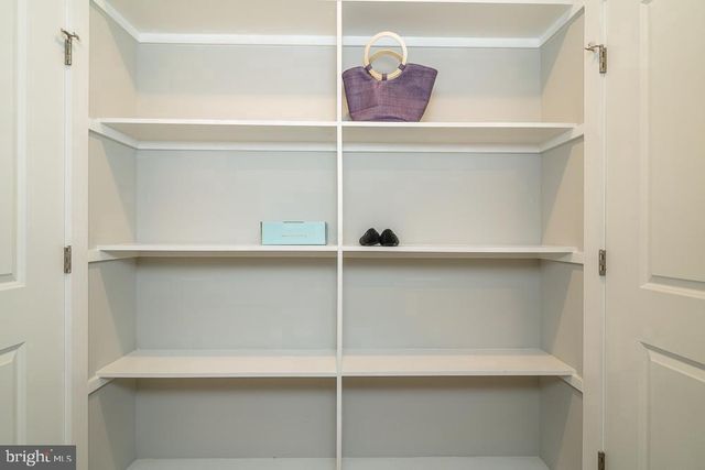 1528 CROWNPOINT DR, Harrisonburg, VA 22801