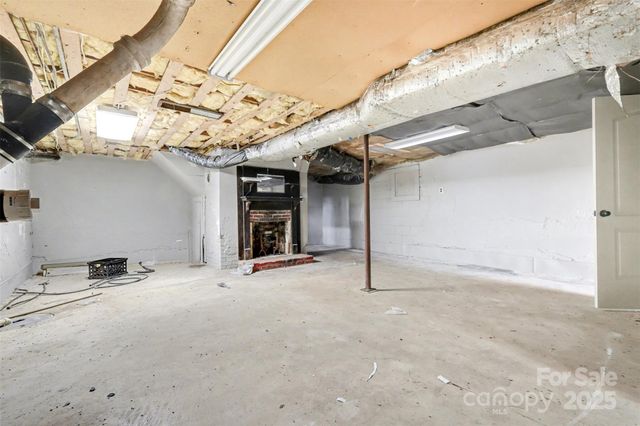 38701 Cranford Road, New London, NC 28127