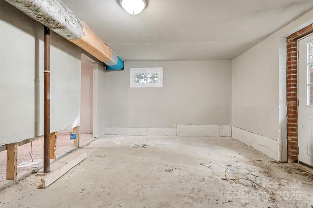 38701 Cranford Road, New London, NC 28127