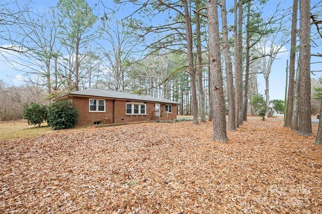 38701 Cranford Road, New London, NC 28127