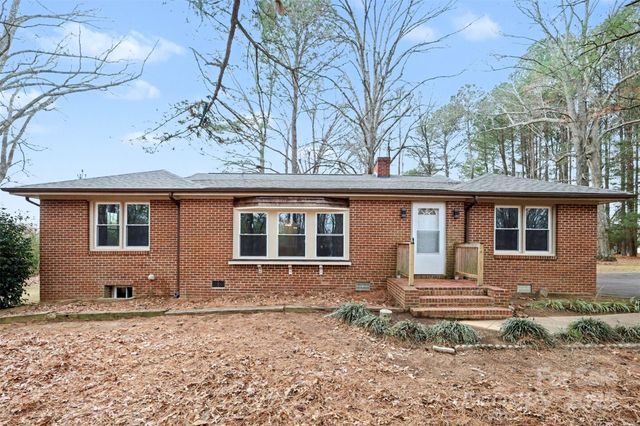 38701 Cranford Road, New London, NC 28127