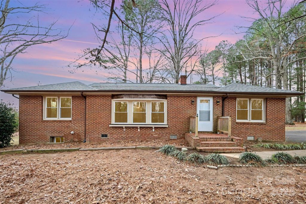 38701 Cranford Road, New London, NC 28127