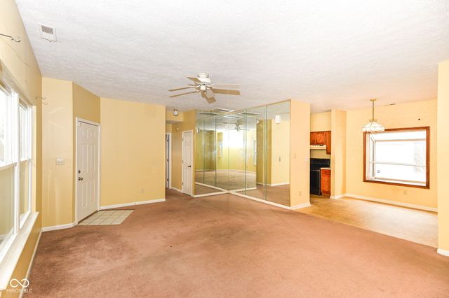 7128 Eagle Cove Drive, Indianapolis, IN 46254