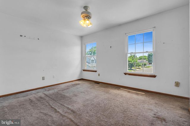 1218 PRIMROSE CT, Bensalem, PA 19020