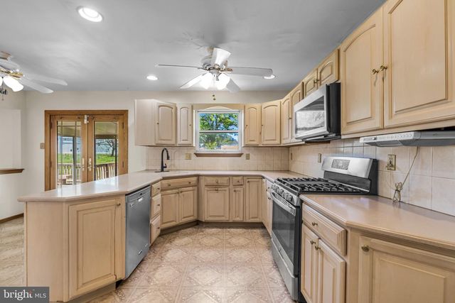 1218 PRIMROSE CT, Bensalem, PA 19020