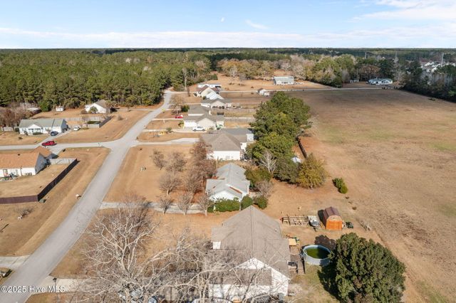 213 Palomino Lane, Swansboro, NC 28584
