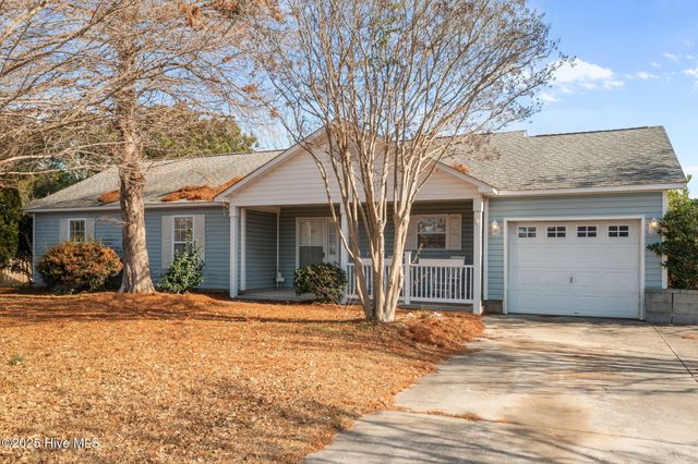 213 Palomino Lane, Swansboro, NC 28584