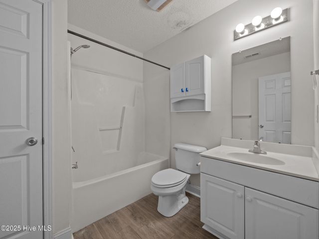 213 Palomino Lane, Swansboro, NC 28584