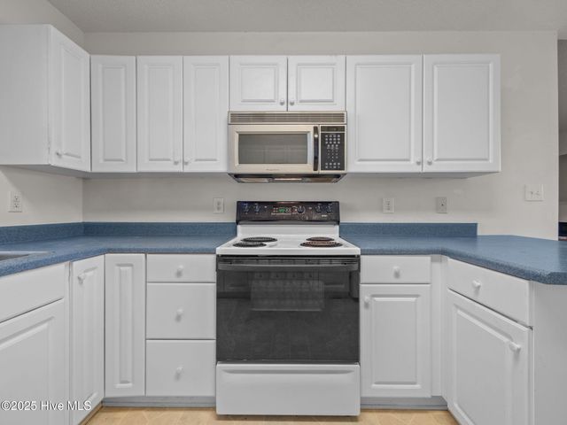 213 Palomino Lane, Swansboro, NC 28584