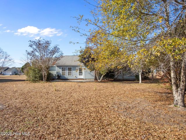 213 Palomino Lane, Swansboro, NC 28584