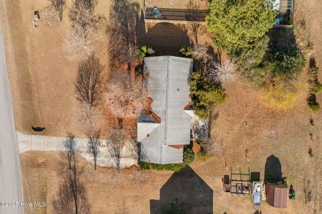 213 Palomino Lane, Swansboro, NC 28584