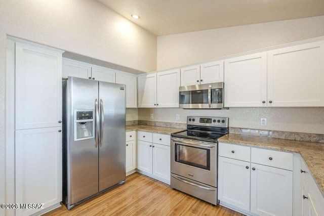37514 S Desert Star Court, Tucson, AZ 85739