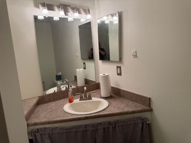 2138 Stone School Circle, Ann Arbor, MI 48108