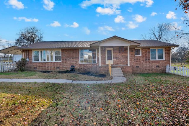 1723 Hwy 64 W, Shelbyville, TN 37160