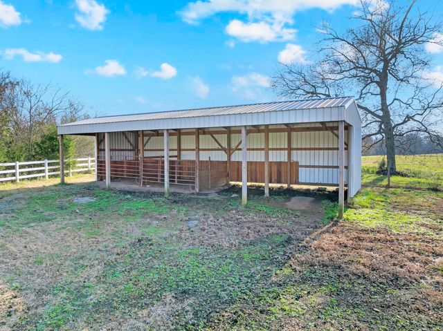 1723 Hwy 64 W, Shelbyville, TN 37160