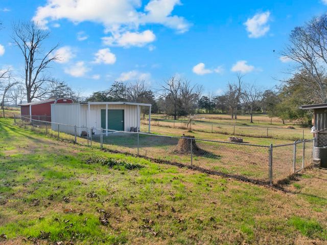 1723 Hwy 64 W, Shelbyville, TN 37160