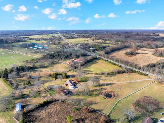 1723 Hwy 64 W, Shelbyville, TN 37160