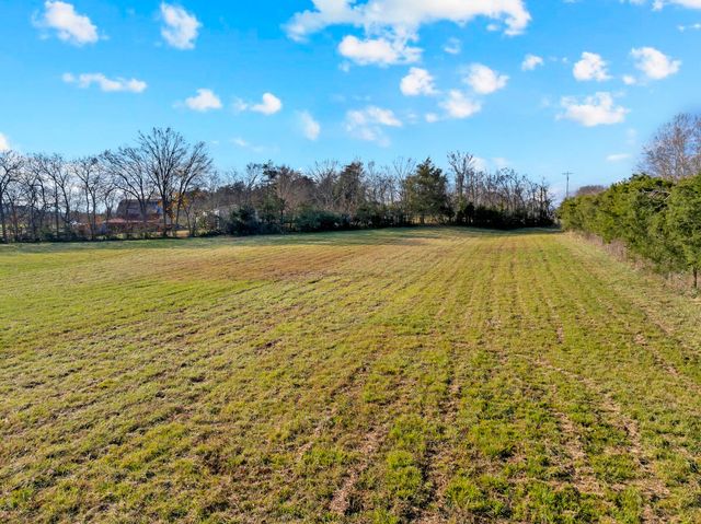 1723 Hwy 64 W, Shelbyville, TN 37160