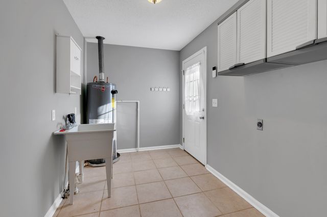 1723 Hwy 64 W, Shelbyville, TN 37160