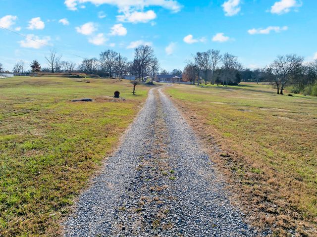 1723 Hwy 64 W, Shelbyville, TN 37160