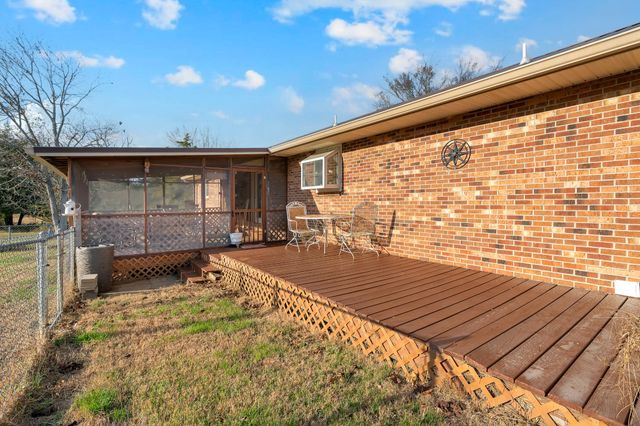 1723 Hwy 64 W, Shelbyville, TN 37160