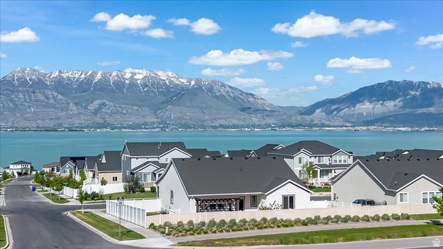 2993 S YELLOW BILL DR, Saratoga Springs, UT 84045