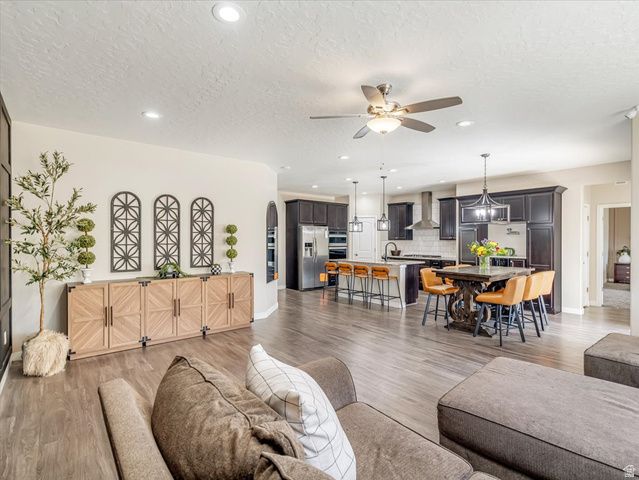 2993 S YELLOW BILL DR, Saratoga Springs, UT 84045