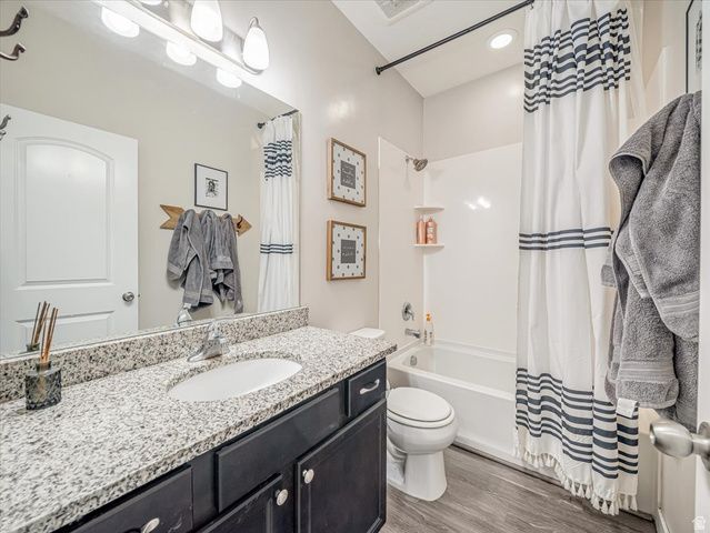 2993 S YELLOW BILL DR, Saratoga Springs, UT 84045