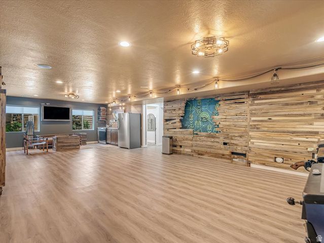 2993 S YELLOW BILL DR, Saratoga Springs, UT 84045