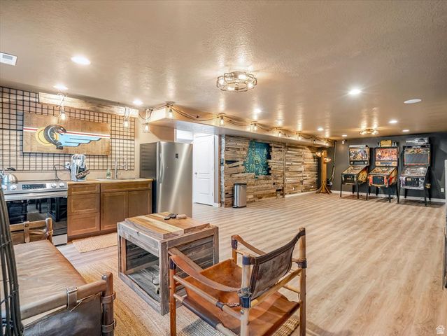 2993 S YELLOW BILL DR, Saratoga Springs, UT 84045