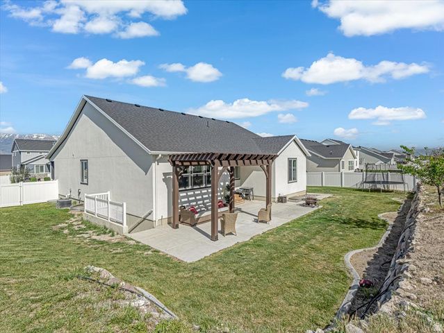 2993 S YELLOW BILL DR, Saratoga Springs, UT 84045