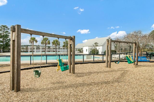 161 Yorkshire Drive, Moncks Corner, SC 29461