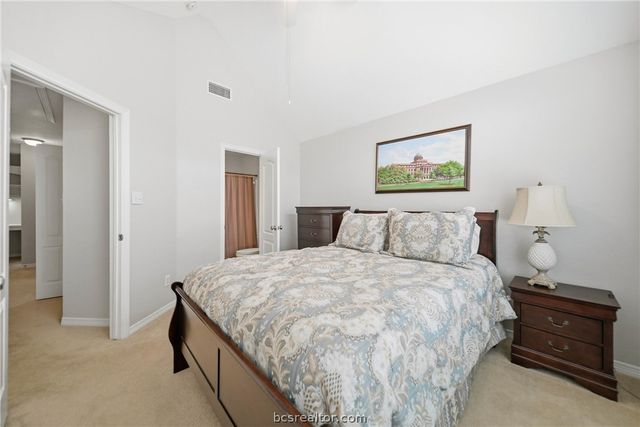 1000 Spring Loop 1701, College Station, TX 77840