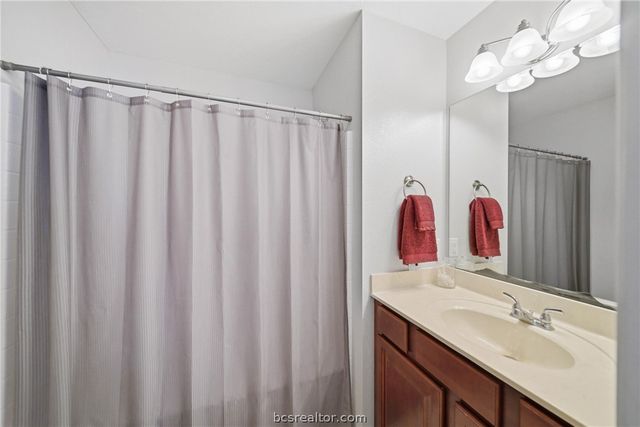1000 Spring Loop 1701, College Station, TX 77840