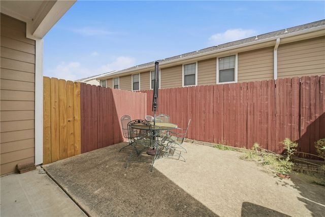 1000 Spring Loop 1701, College Station, TX 77840