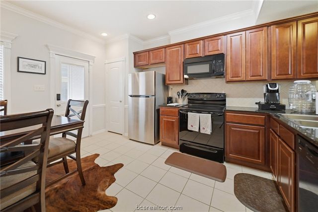 1000 Spring Loop 1701, College Station, TX 77840