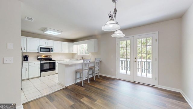 704 Hillwood Drive, Statesboro, GA 30458