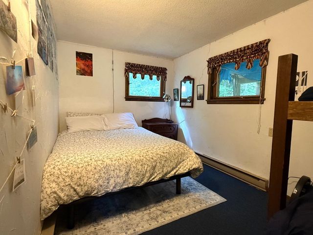 367 Stratton Gate Road, Jamaica, VT 05343