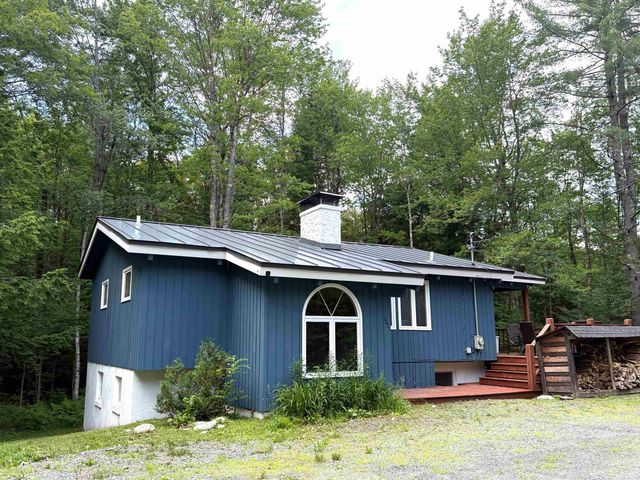 367 Stratton Gate Road, Jamaica, VT 05343